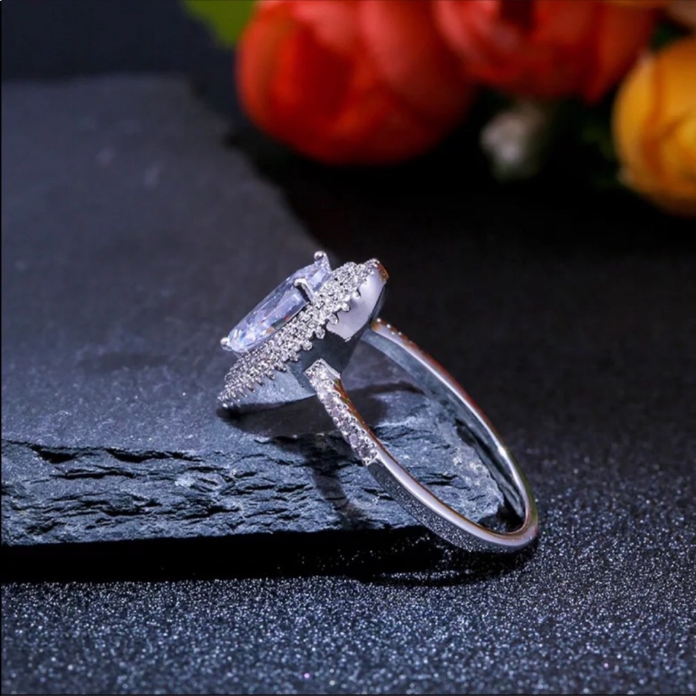NWT Cubic Zircon Stone plated silver ring - Picture 5 of 5